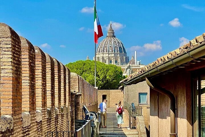vatican-guided-tour-to-unearth-the-stunning-marvels-of-rome-big-0